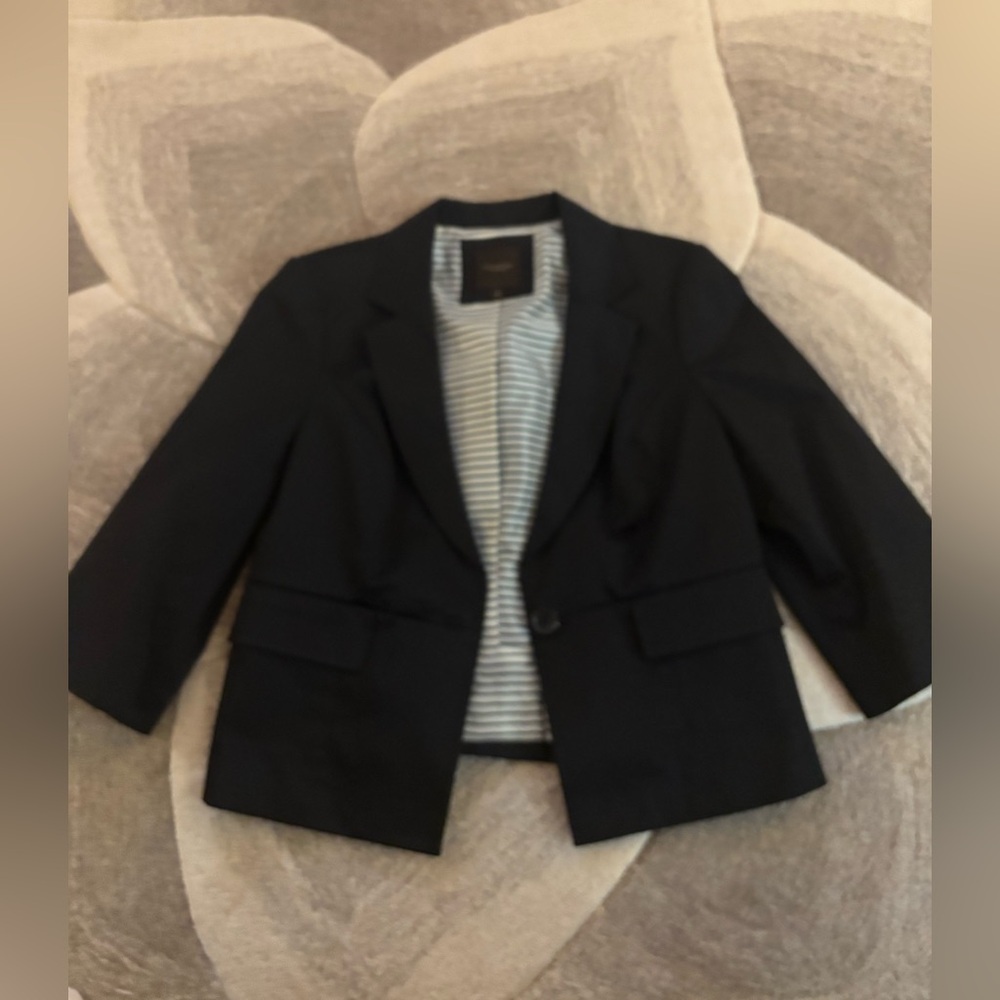 The Limited Women’s Black Blazer